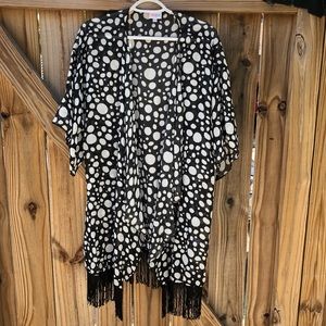 Cover-up: LuLaRoe black/white spots